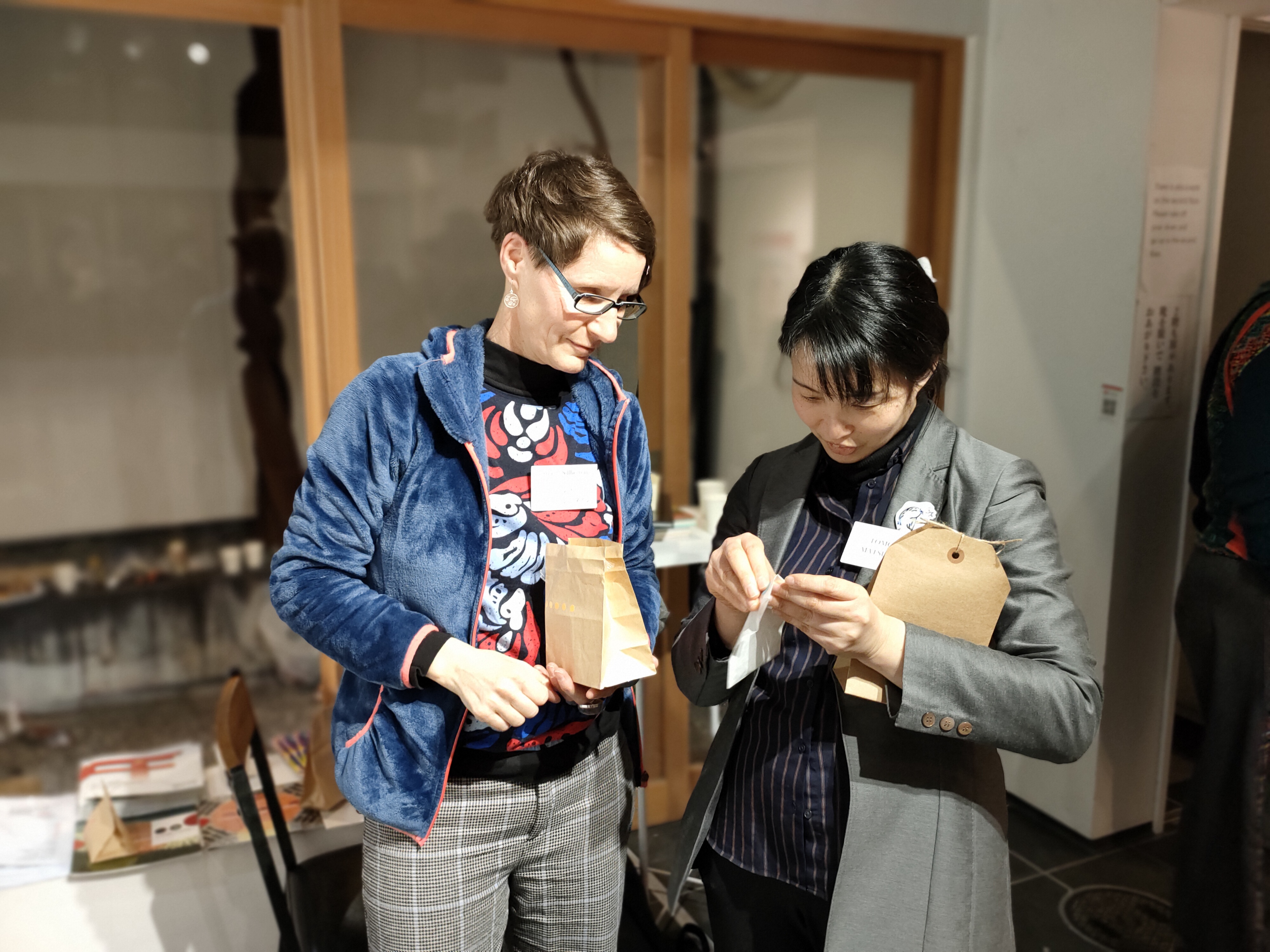 Ubergabe Der Gastgeschenke